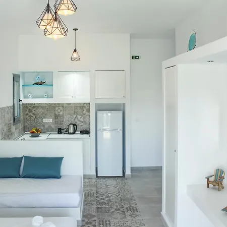 Ξενοδοχείο με διαμερίσματα Sea & Sun 4*