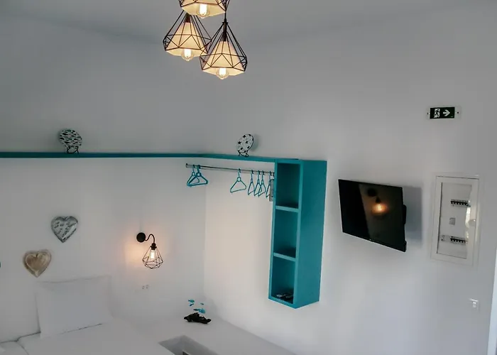 Sea & Sun Aparthotel 4*