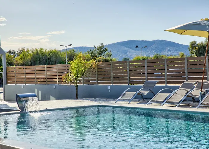 Sea & Sun Lejlighedshotel 4*