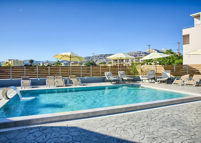 Sea & Sun Apart Otel 4*