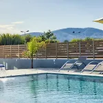 Sea & Sun Апарт-отель 4*