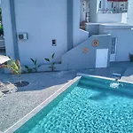Sea & Sun 4* Хараки