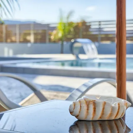 Apartmanhotel Sea & Sun 4*